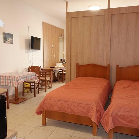 Aeriko Hotel Apartments Agia Marina  Exterior photo