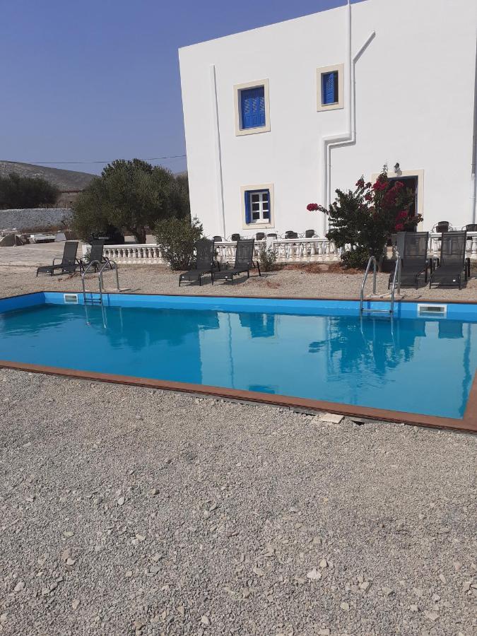 Aeriko Hotel Apartments Agia Marina  Exterior photo