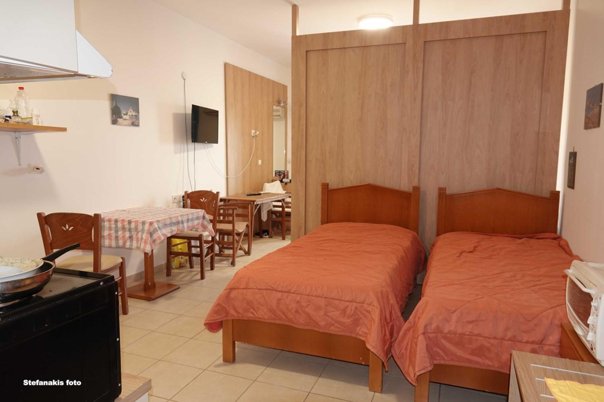 Aeriko Hotel Apartments Agia Marina  Exterior photo