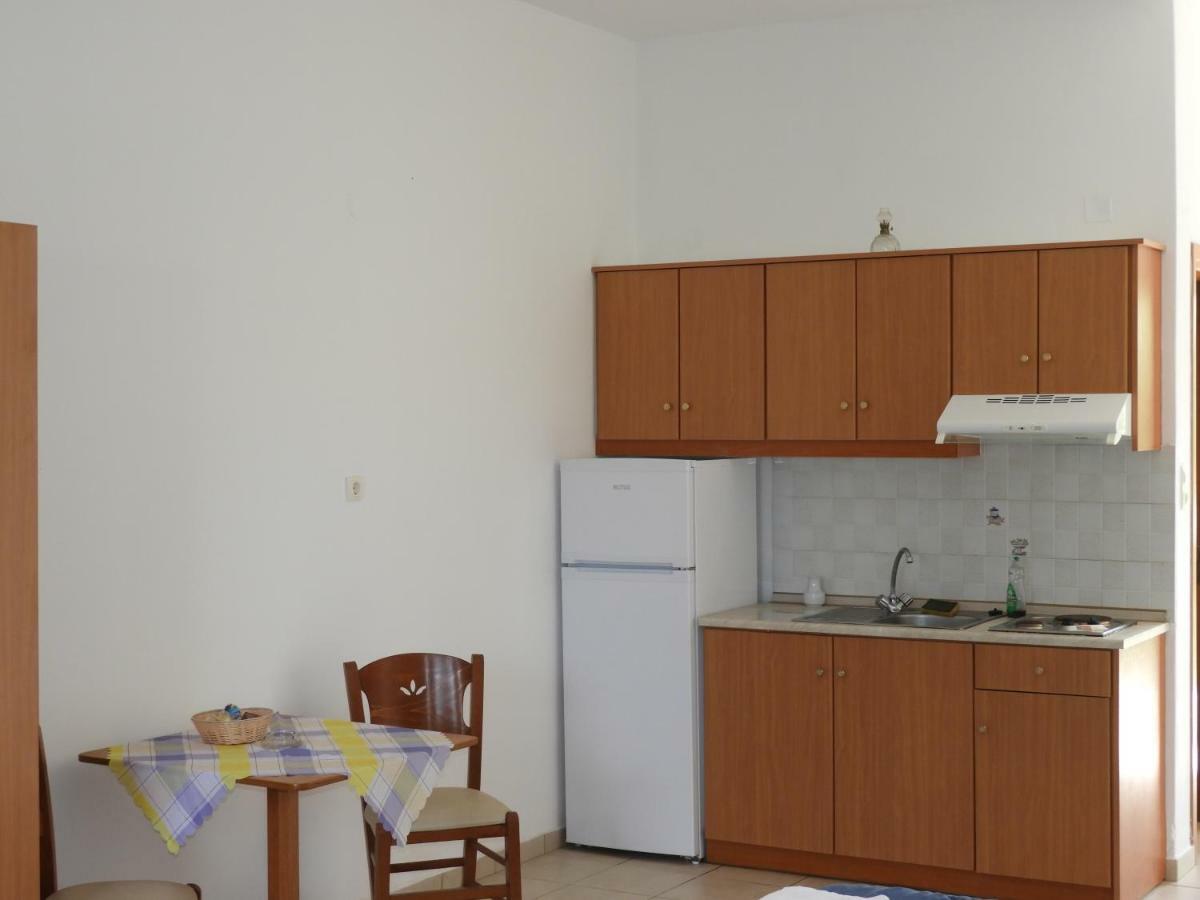 Aeriko Hotel Apartments Agia Marina  Exterior photo