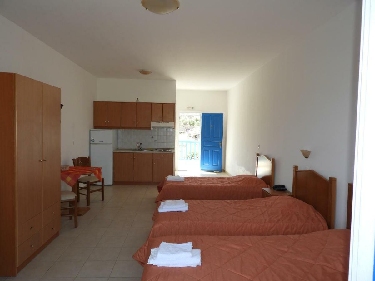 Aeriko Hotel Apartments Agia Marina  Exterior photo